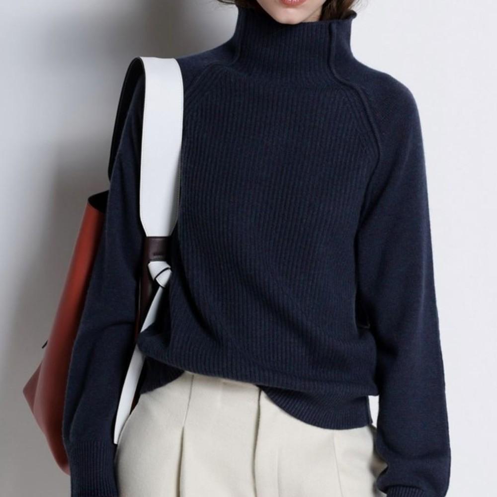 Carnella - Soft cashmere turtleneck jumper