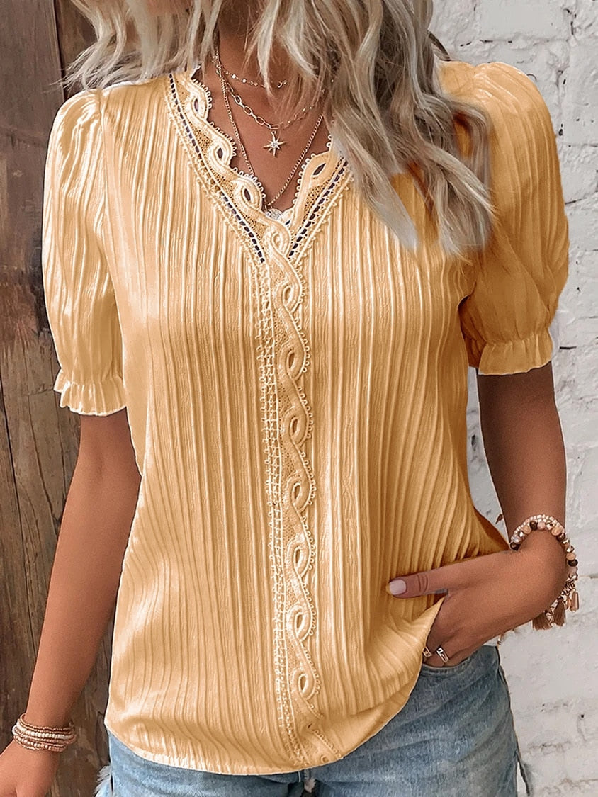 Anna™ | Lace blouse with puff sleeves