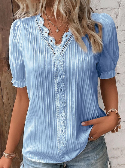 Anna™ | Lace blouse with puff sleeves